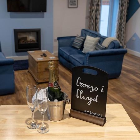 Caer Fedwen Barns Clwyd Cottage Two Bed, Barn Conversion With Private Hot Tub Bodfari Exterior foto
